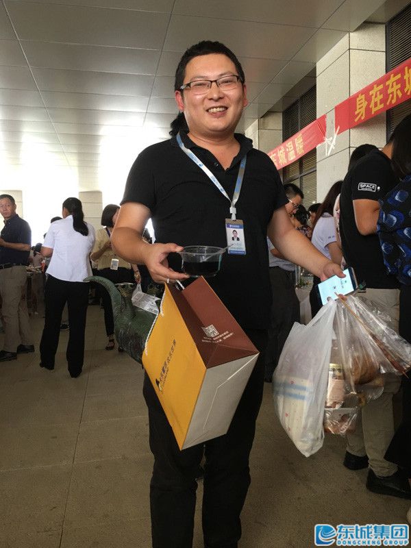 1537969357956467.jpg image062.jpg