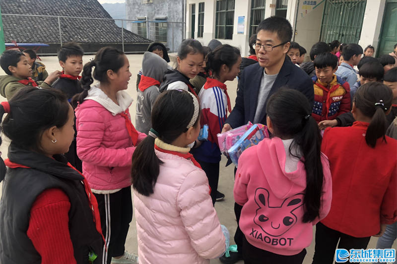 1545892082131036.png image005.png