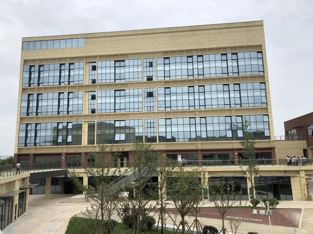 1560226490584371.jpg 1560226490584371.jpg