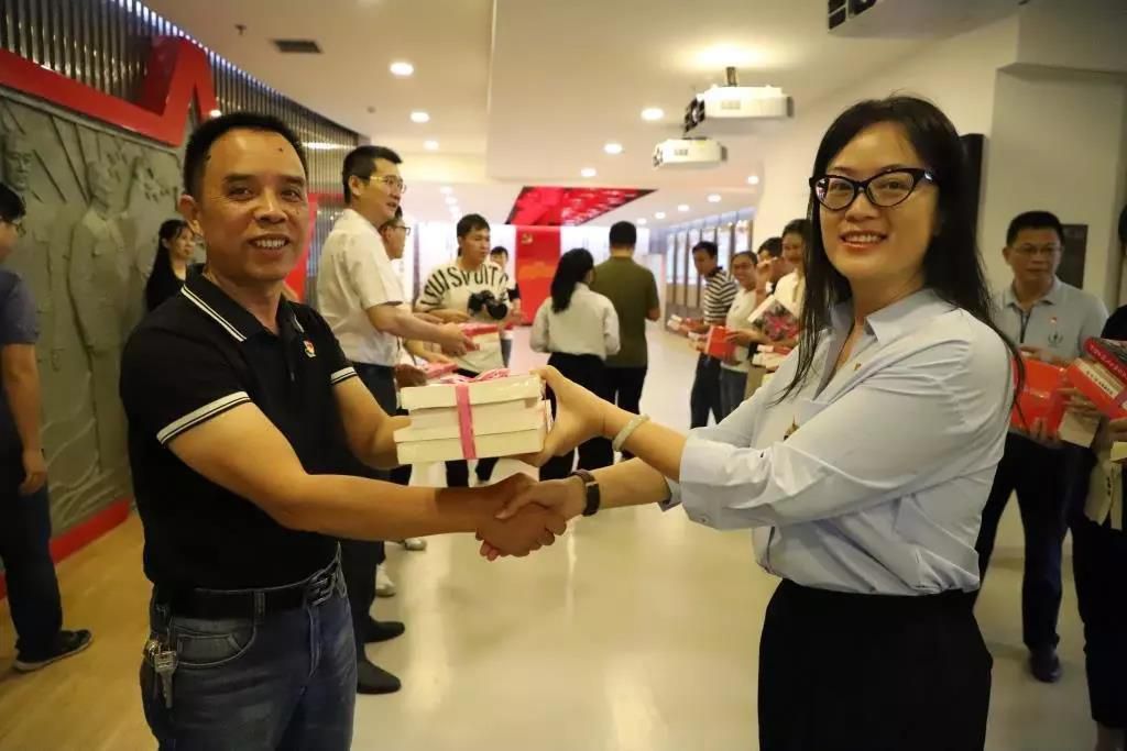 1569422833175999.jpg 1569422833175999.jpg