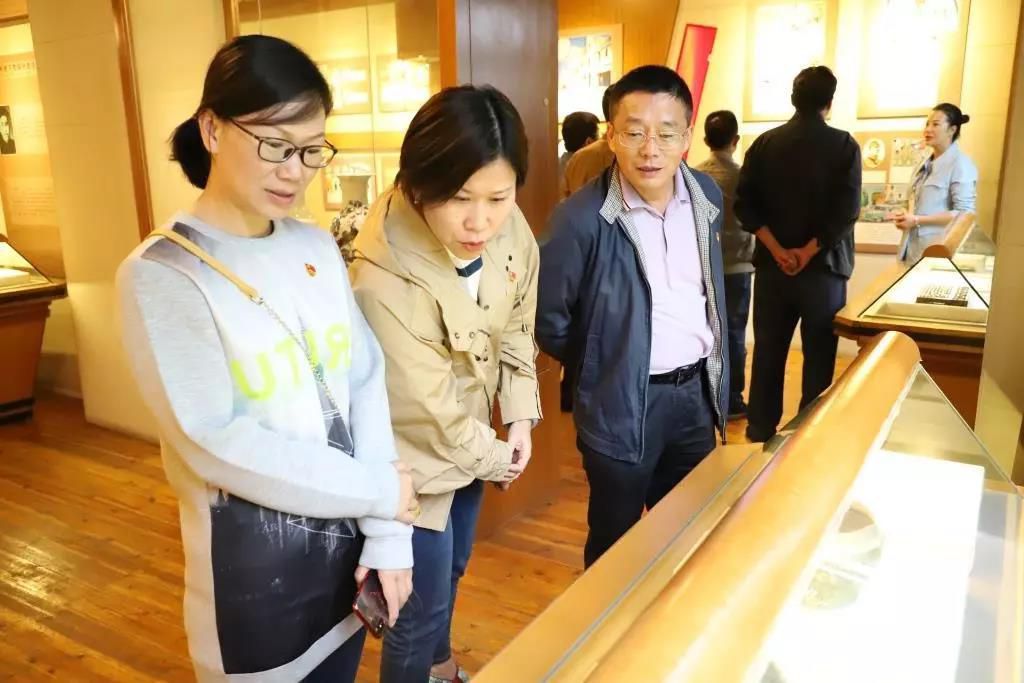 1571581241303632.jpg 1571581241303632.jpg