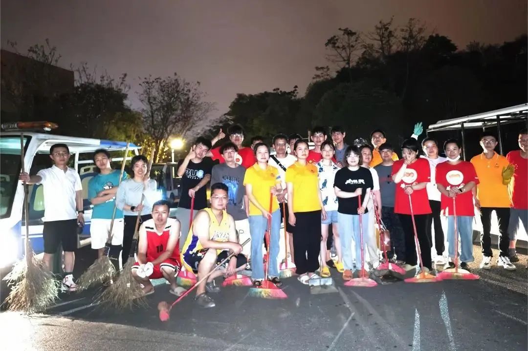 1682485309593365.jpg 1682485309593365.jpg