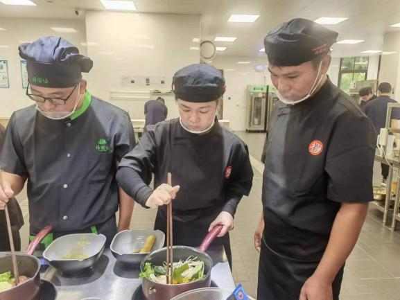 1726726388698018.png df329cf5ed5d63f501c14a817f3b25bf.png